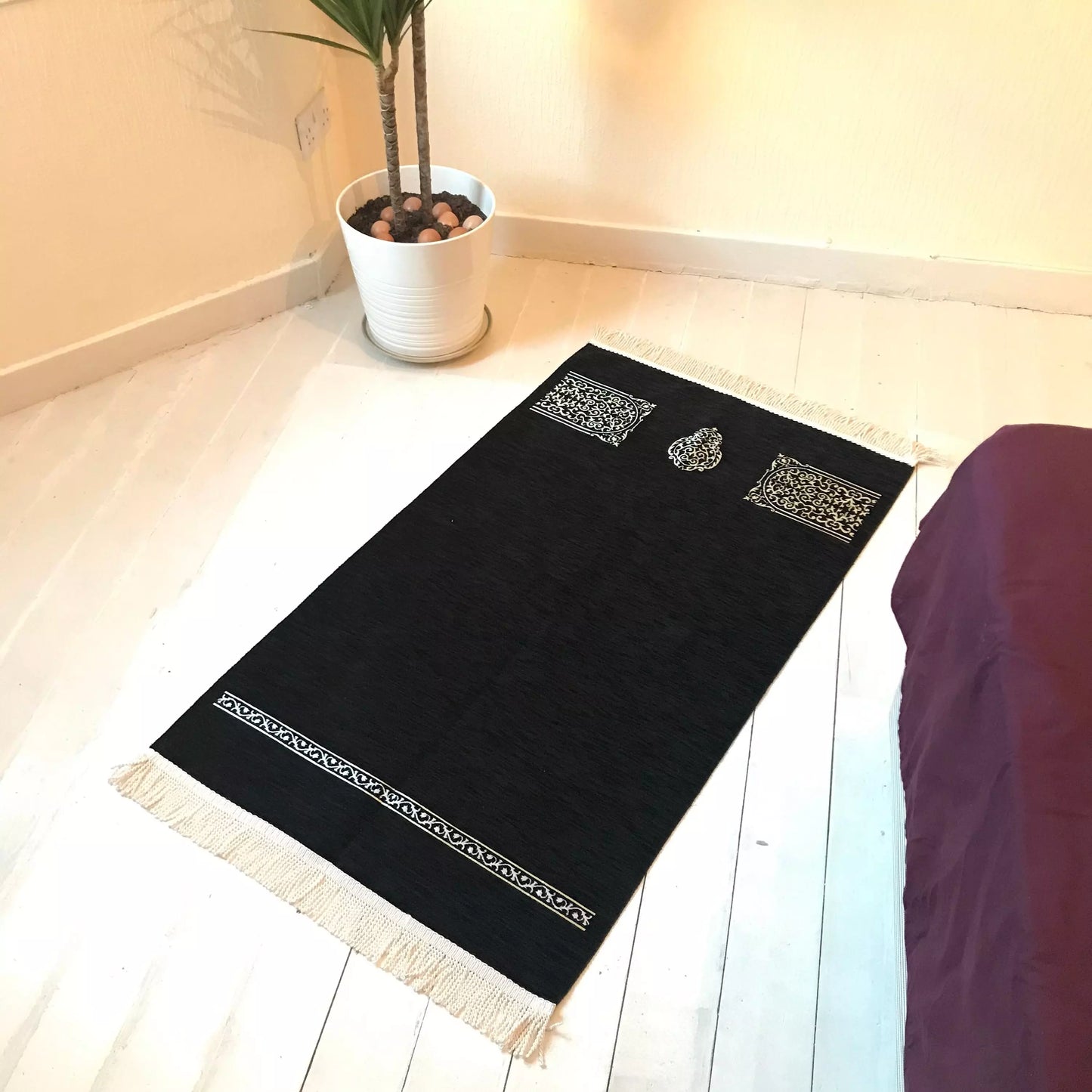 Kaaba Curtain Patterned Prayer Rug with a Gift Bag
