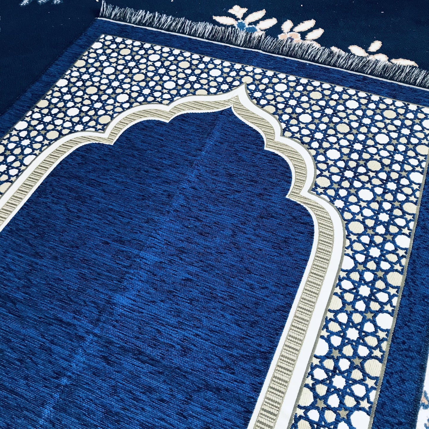 Gilded Taffeta Portable Ottoman Prayer Rug