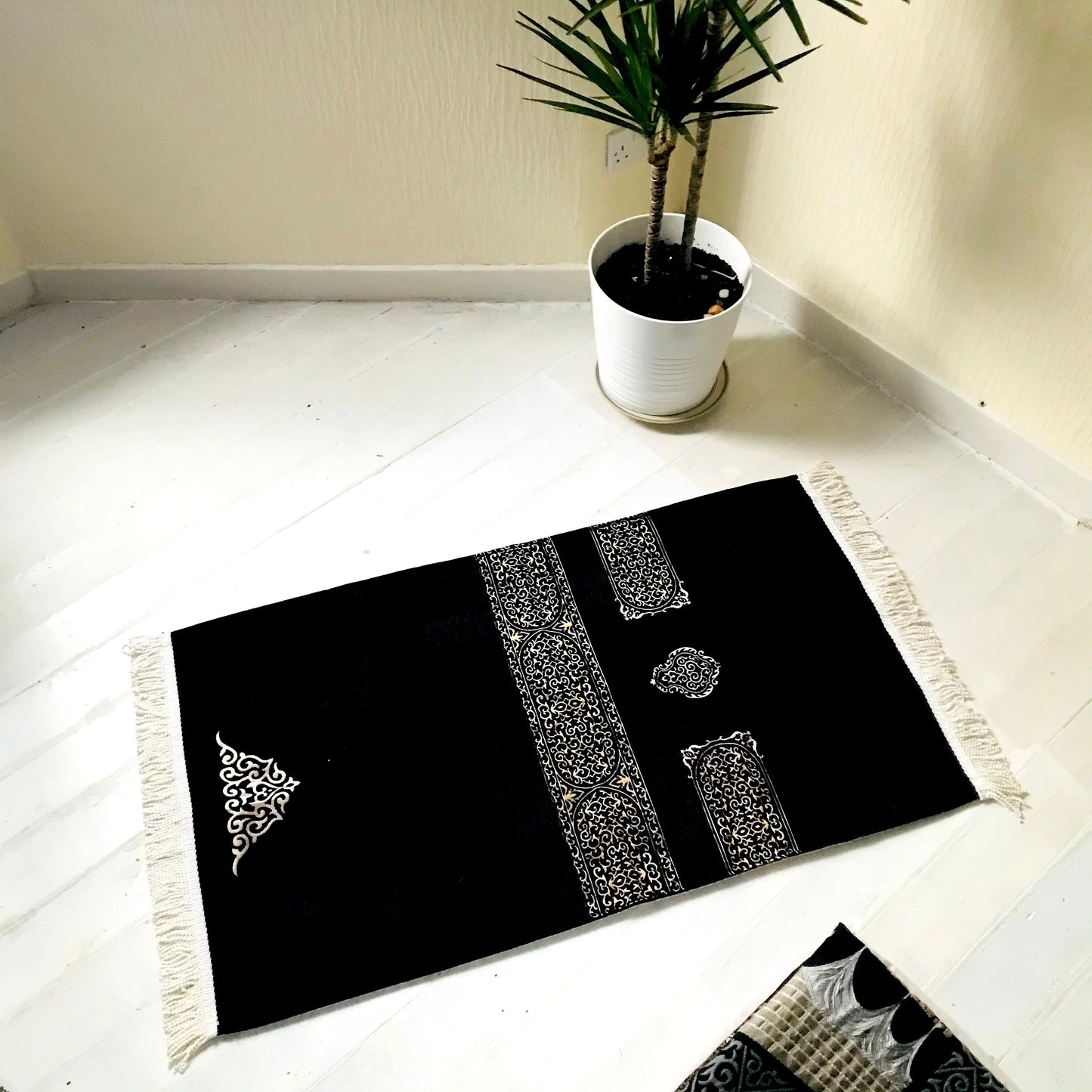 Kaaba Patterned Lined Prayer Rug with Gift Bag 750g