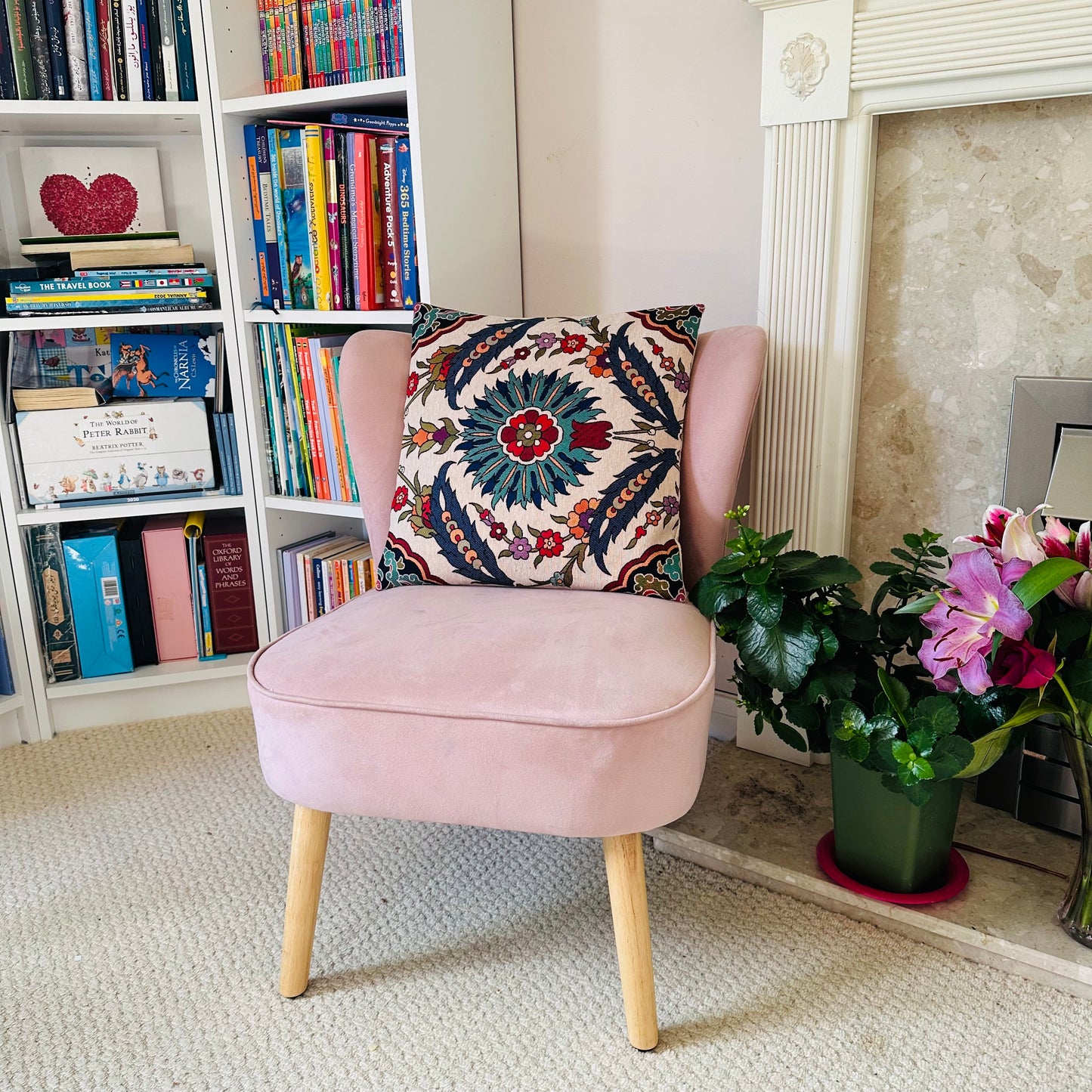 Tulip Tapestry Embroidered Cushion Cover (43 x 43 cm)