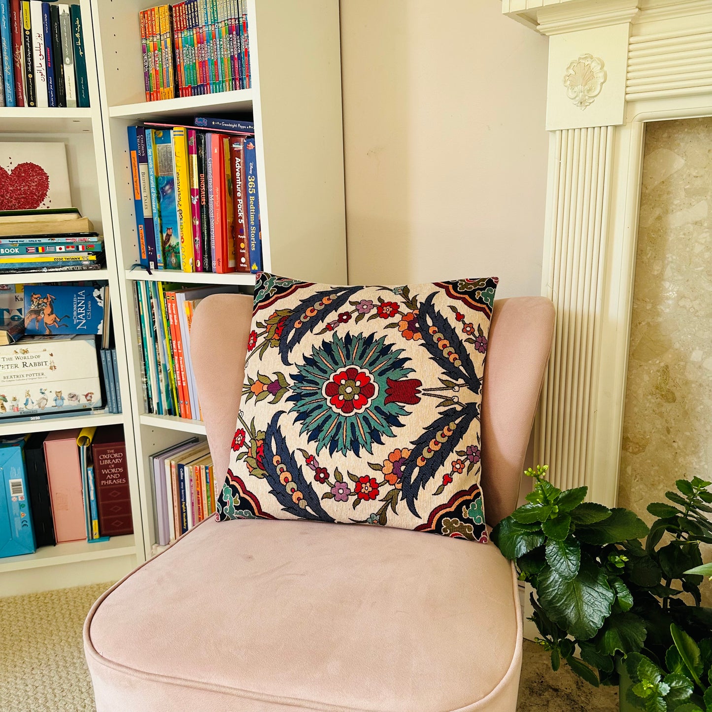 Tulip Tapestry Embroidered Cushion Cover (43 x 43 cm)