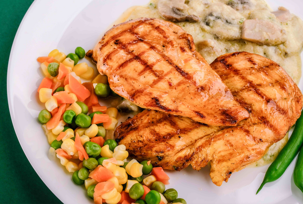Fully Cooked Halal Roast Chicken Breast, 1.62kg