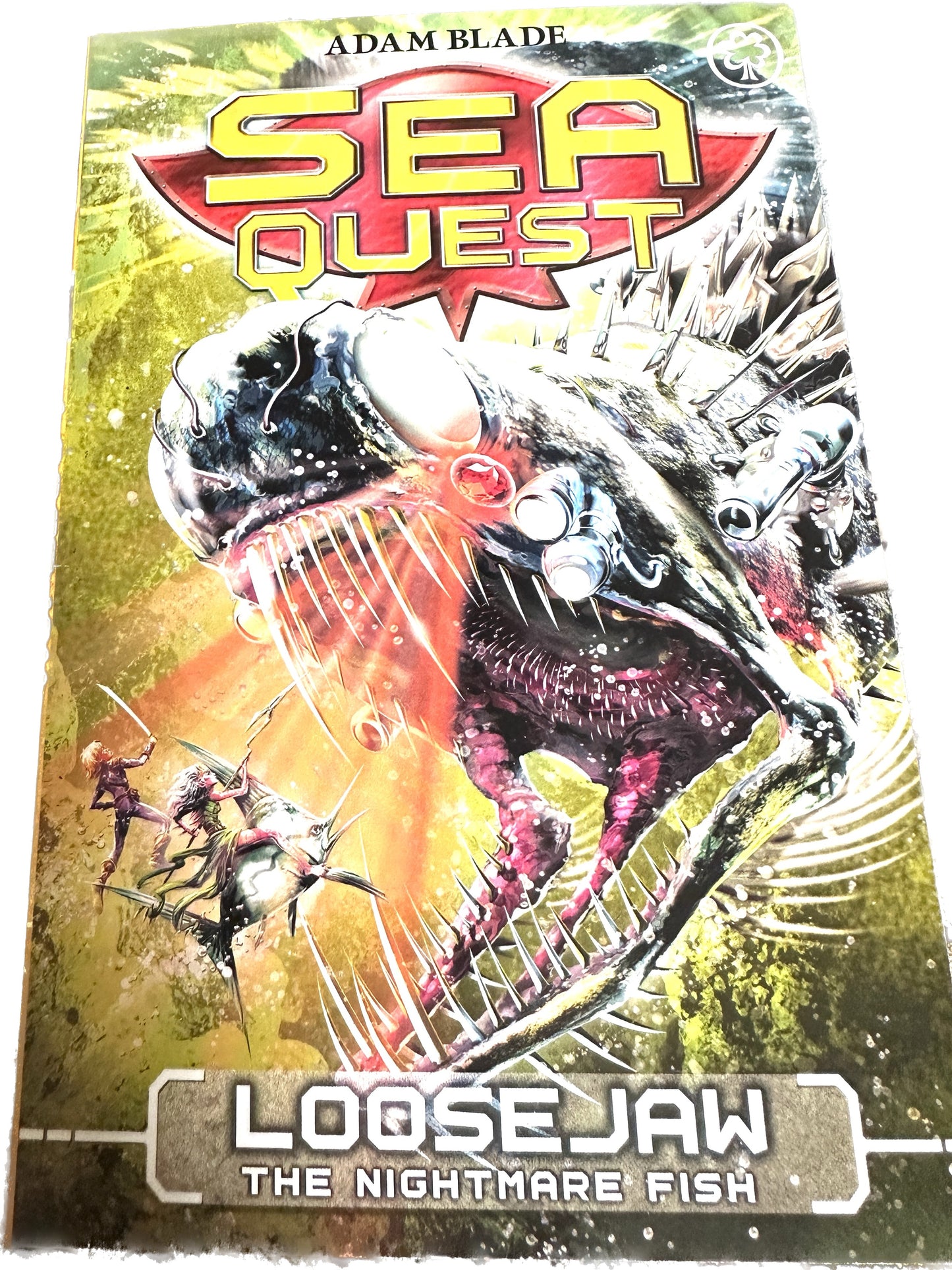 SEA QUEST : Loosejaw the nightmare fish