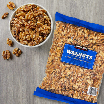 Kirkland Signature Premium Walnut Halves & Pieces 1.36kg