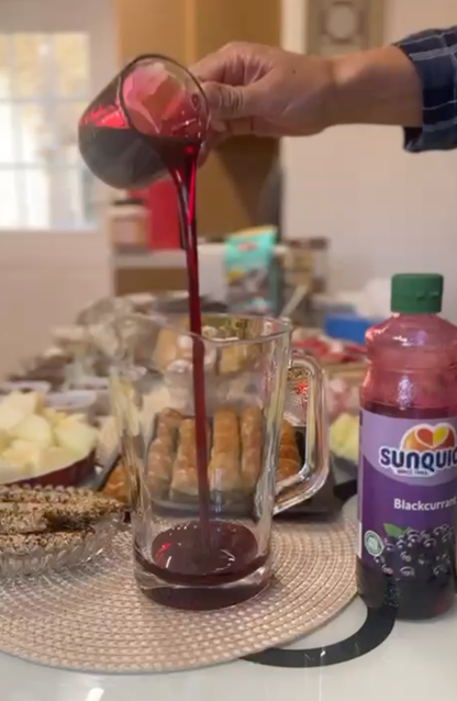 Sunquick Real Blackcurrant Fruit Concentrate Bottle, 700ml