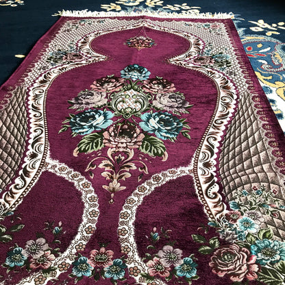 Floral Embroidered, Lined Thick Prayer Rug with Gift Box (850g)