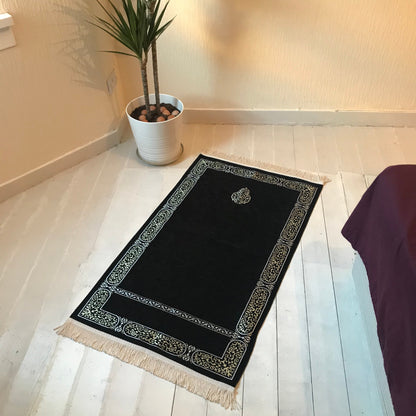Kaaba Patterned Embroidered Prayer Rug With a Gift Bag